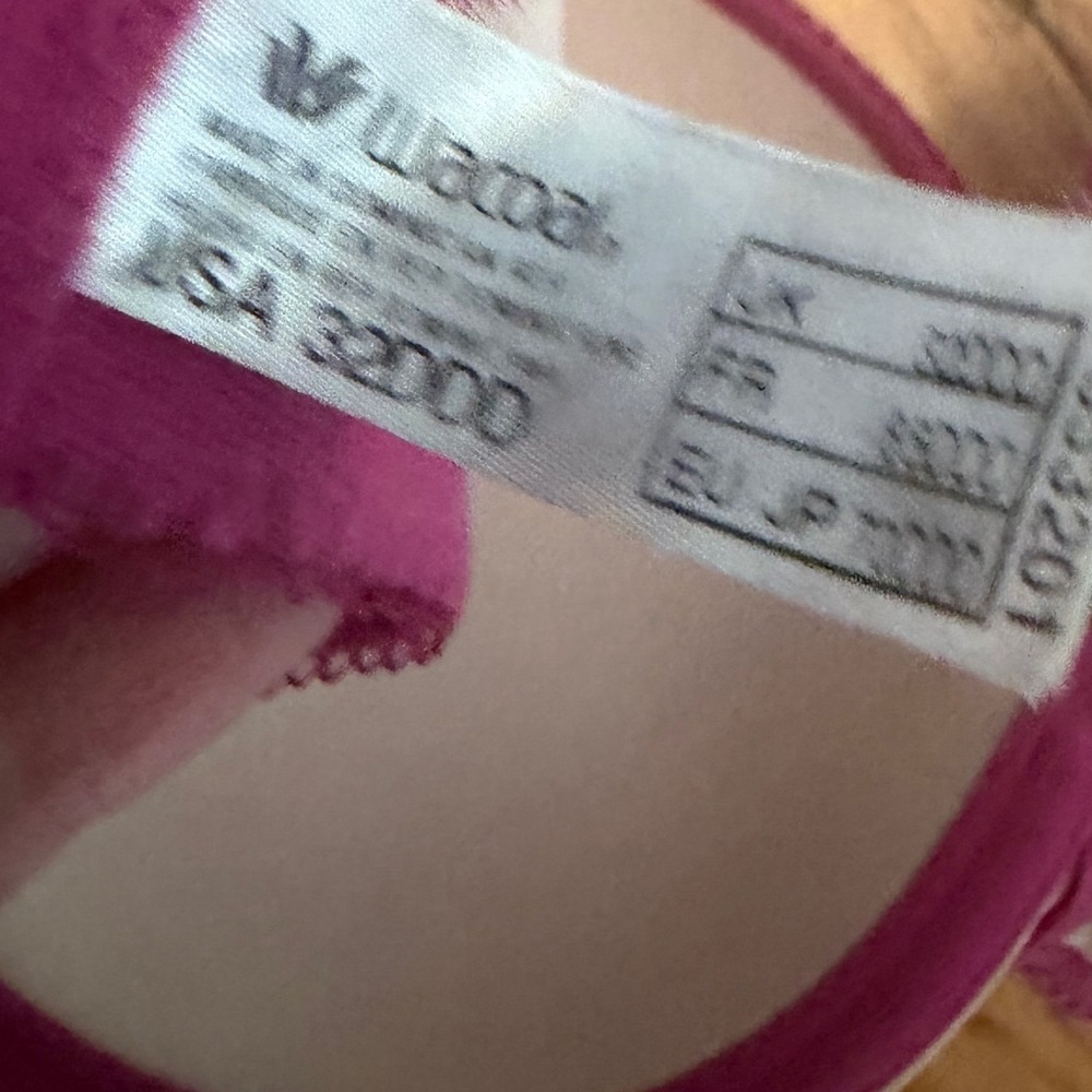 Wacoal Magenta Finesse Lacy underwire bra size 32DDD - Picture 3 of 3